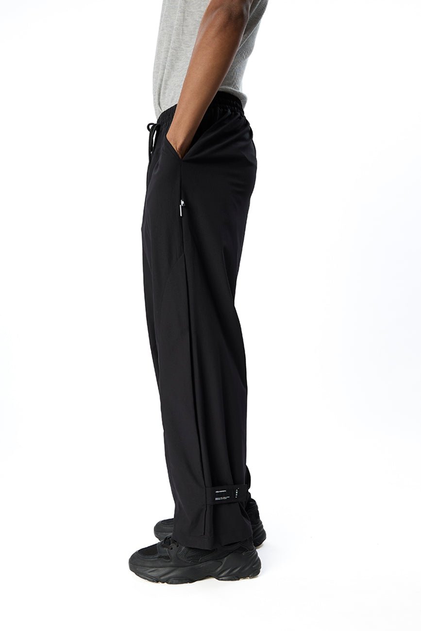 Adjustable Cargo Pants // Black - Urban Monkey® - UM25_CRG04_BLK_S/28