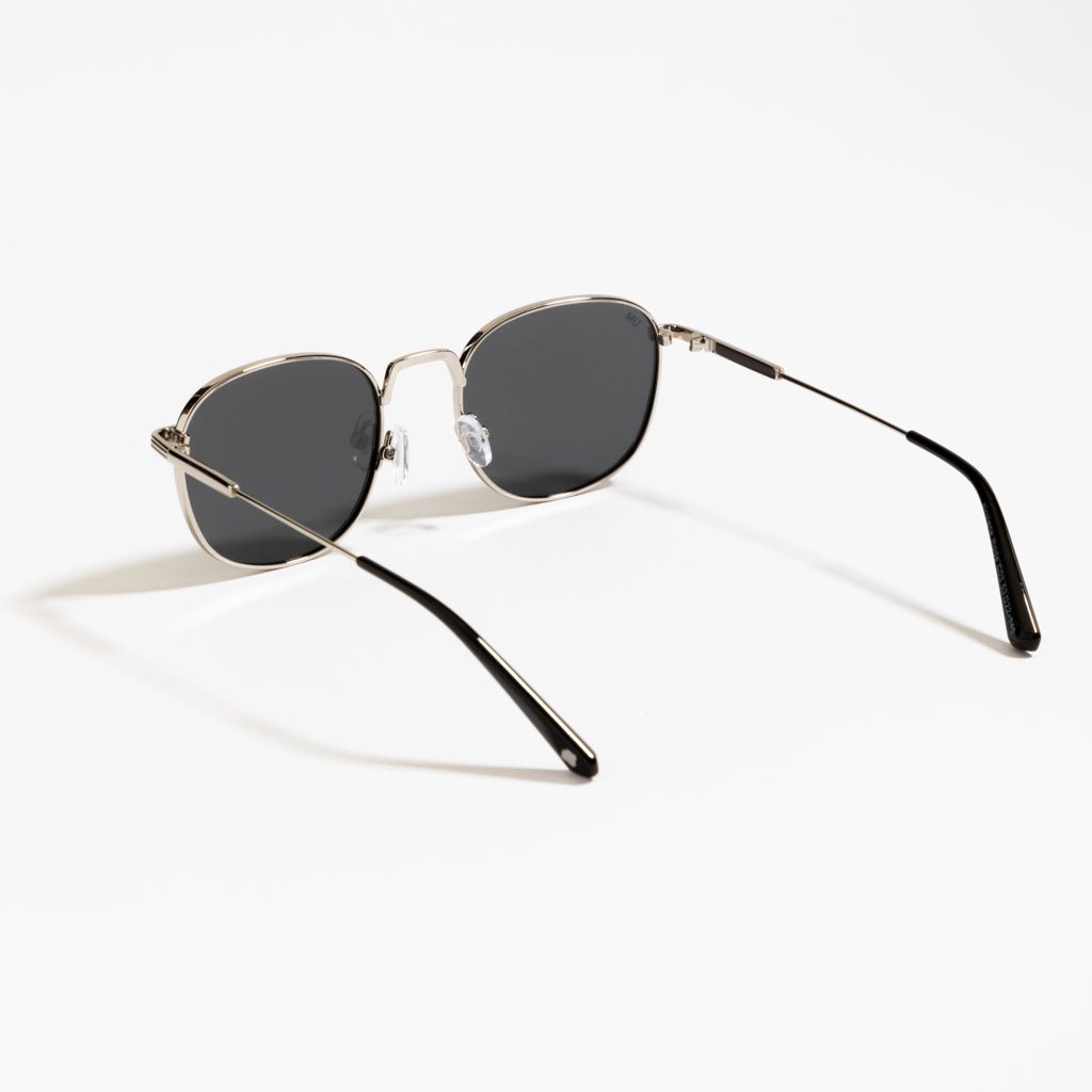 Airplane Mode // 003 - Urban Monkey® - KD9068_Silver