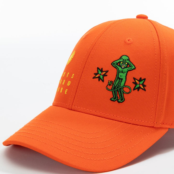 Godless_By Mobeius - Urban Monkey® - 25BCB002OR