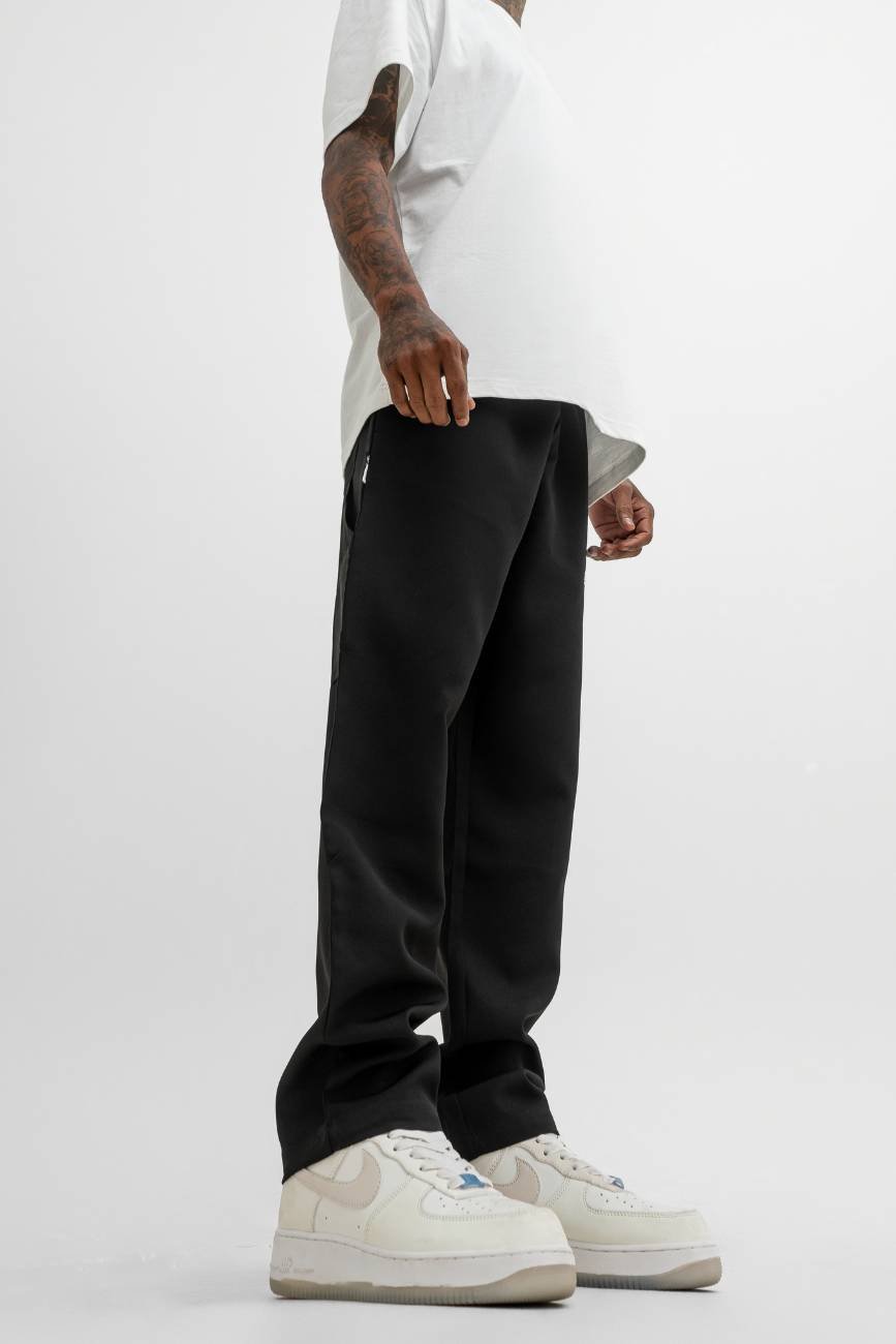 Relaxed Straight - Cut Track Pants // Black - Urban Monkey® - UM23_TRCK_001_S/28
