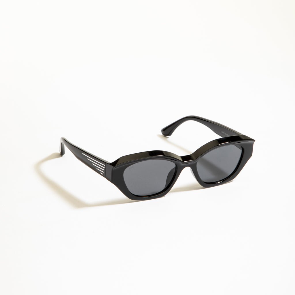 Thunder Strike // 001 - Urban Monkey® - 2305 - C1