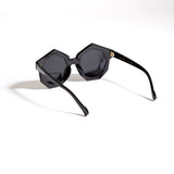 Extra Terrestrial // 002 - Urban Monkey® - SG0023_Blk