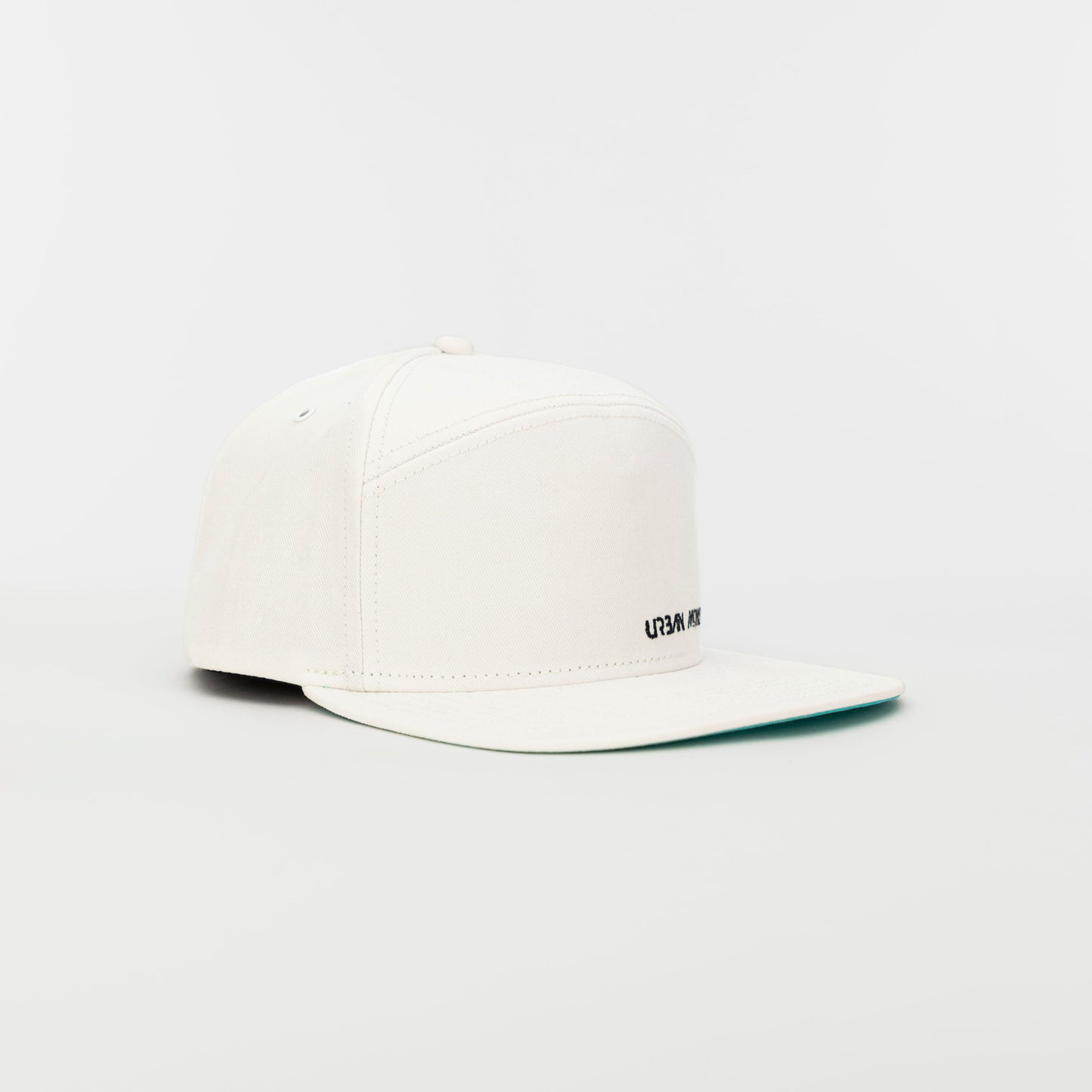 Yacht Life // 001 - Urban Monkey® - UMM0001_Wh